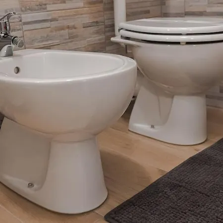 Free Wifi - Netflix - Sterpeto Elegant Apartment *